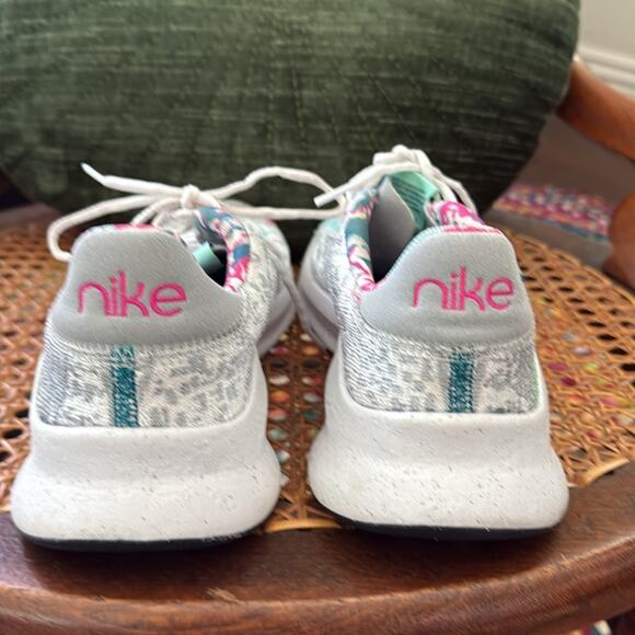 Women’s Nike Superrep Go 3 Multicolor Flyknit Lace Up Athletic Running Shoes - Picture 2 of 6